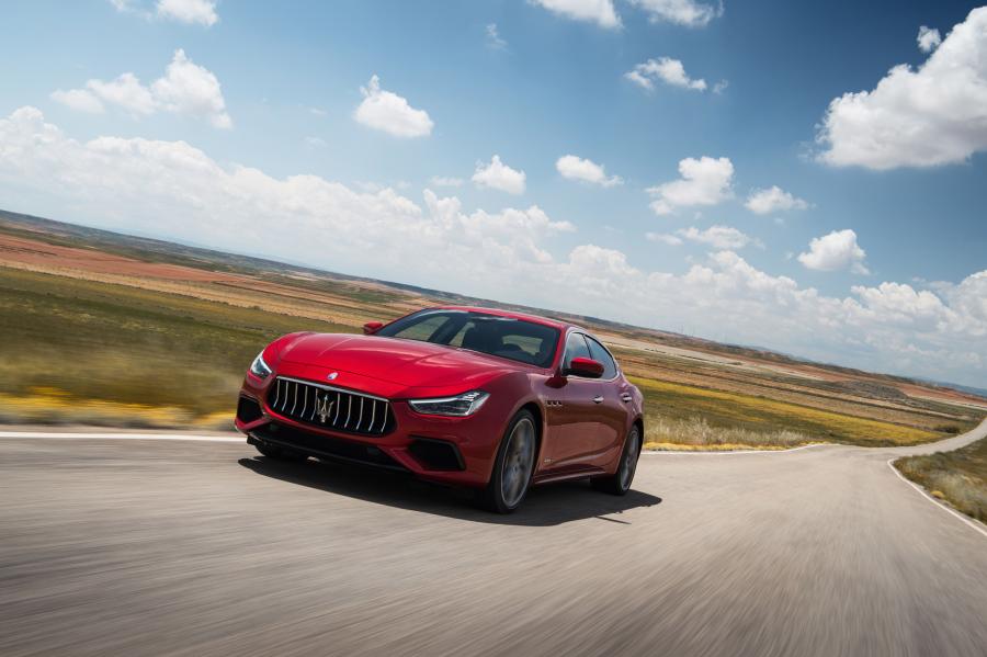  Maserati Ghibli S Q4 GranSport 2017 года  (фото 34 из 48)